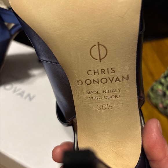 Chris Donovan High Heel - Picture 7 of 7